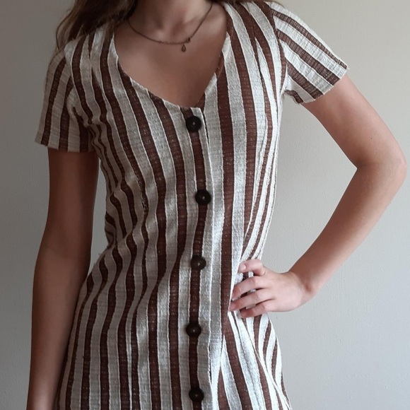 Zara V-Neck Striped Tunic or mini dress in Brown and White - Picture 10 of 10